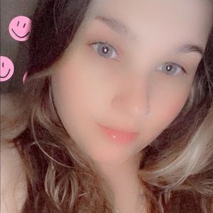 Meet your Posher, Haylee